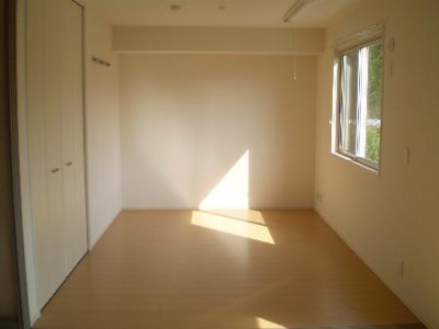 【洋室】 | エトワールC | コンパクトで使いやすい洋室です