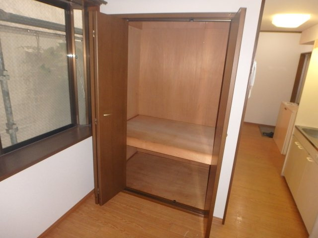 藤コーポの収納