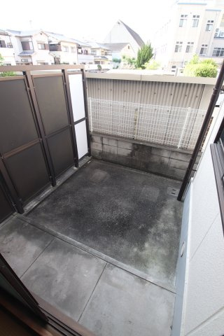 【庭】 | ウエストリバーハイツ