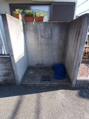 【その他共用部分】 | ウエストリバーハイツ | 敷地内ゴミ捨場