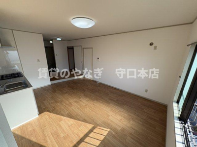【居間・リビング】 | シャルムハイツ