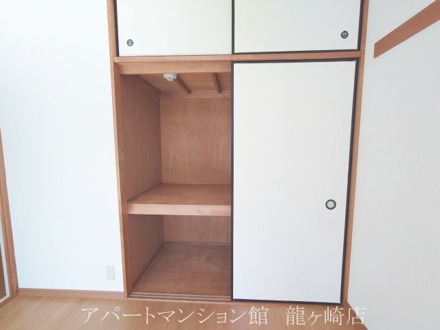 グリーンハウスＡの収納