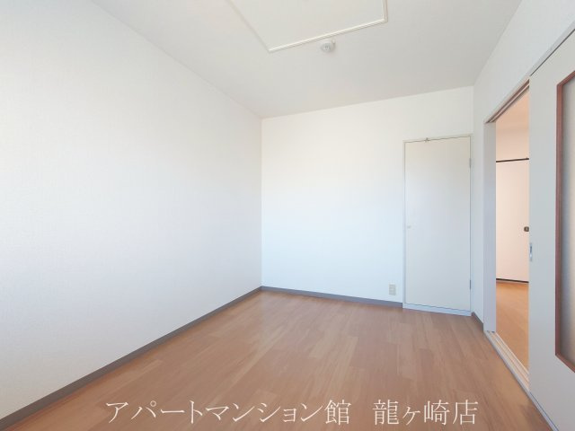グリーンハウスＡの収納