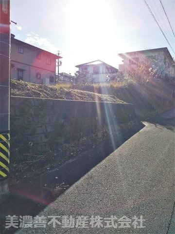 ２２０３０　関市千疋北土地の外観
