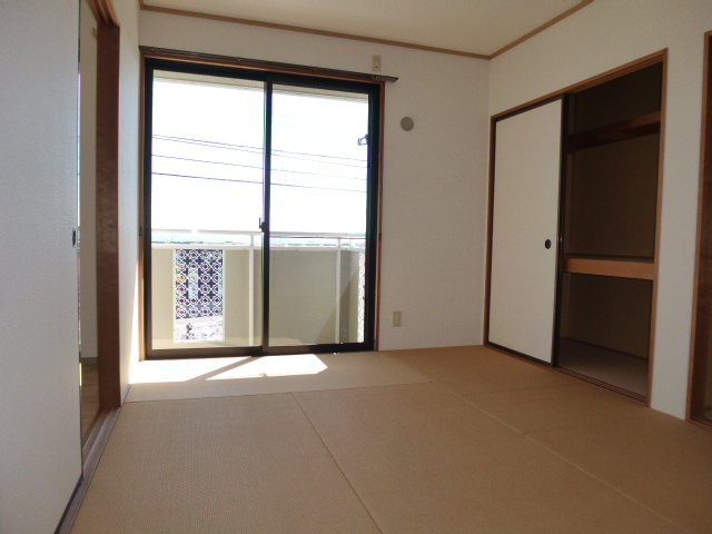 サリネージュ山手Ｆの和室