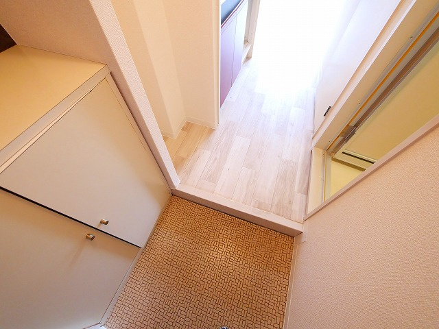 ルミエールタナカの玄関|きれいな玄関です