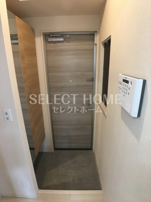 【玄関】 | プライムヒル若松 | 明るい玄関です