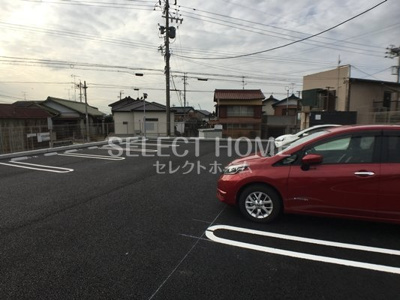 【駐車場】 | プライムヒル若松 | 駐車スペースもあります