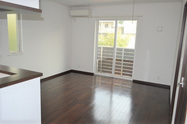 クレールメゾンの居間・リビング