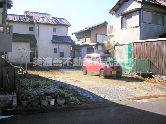 ５１０５６　岐阜市三輪土地の外観