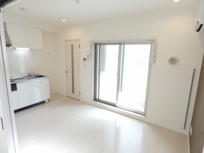 【洋室】 | クレスト高畑