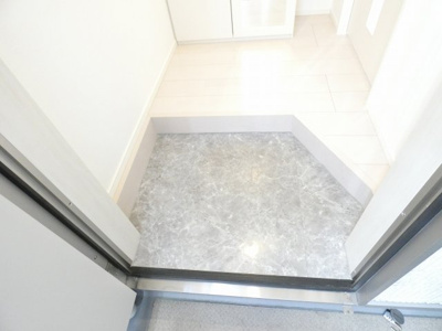 【玄関】 | クレスト高畑