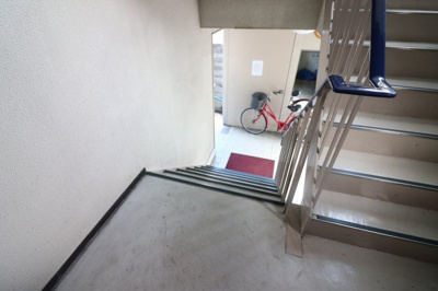 【その他共用部分】 | ディアハイム新興 | 階段部分です