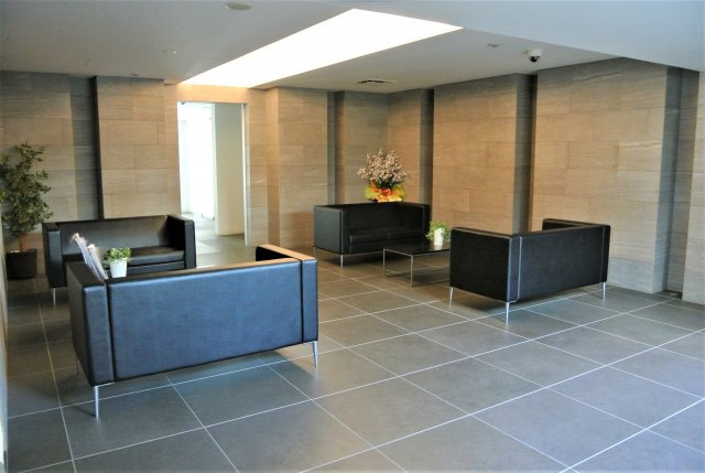 パーク・サンリヤン花畑のエントランス|ロビーでのお客様応対ができます