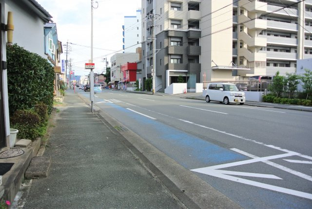 パーク・サンリヤン花畑の周辺|六軒屋バス停のすぐそばです