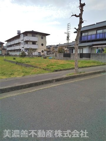 ３５４５３　岐阜市福光西土地の外観