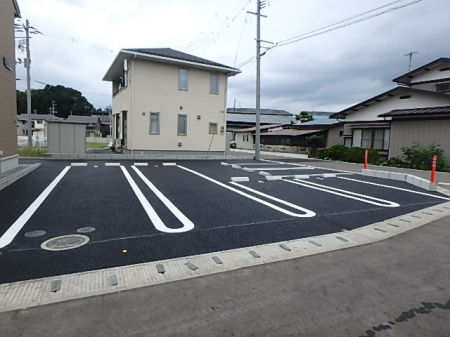 サンフラワーの駐車場
