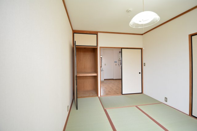 【収納】 | シティハイムセルティアA | 押入