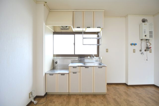 【キッチン】 | シティハイムセルティアA | 冷蔵庫、洗濯機も置けます。