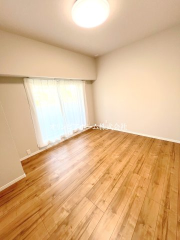 ゾンネンハイム北砂　2階　角　部屋　リ　ノベーション済　の洋室