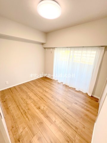 ゾンネンハイム北砂　2階　角　部屋　リ　ノベーション済　の洋室