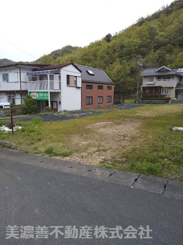 ４９８９９　岐阜市石谷土地の外観