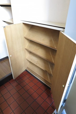 ユーロハイツ難波西の収納