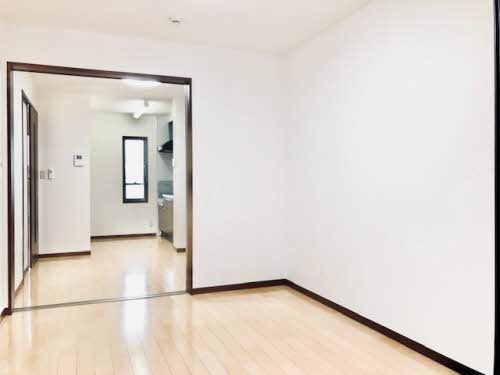 メゾン・ド・プラス　の居間・リビング