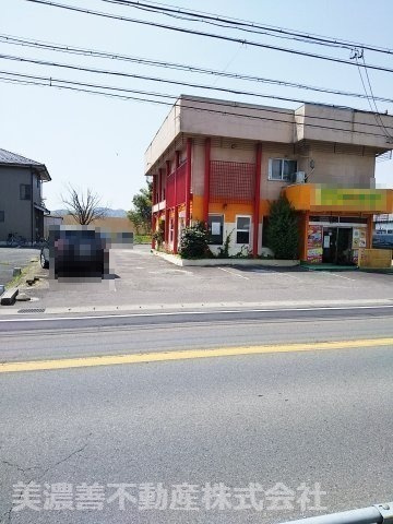 ２１８５２　関市東田原事業用の外観
