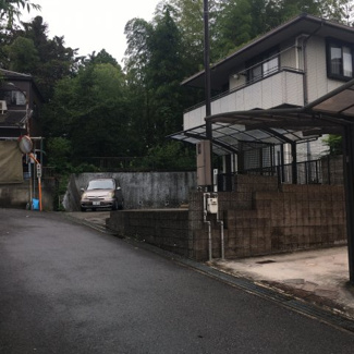 【前面道路含む現地写真】