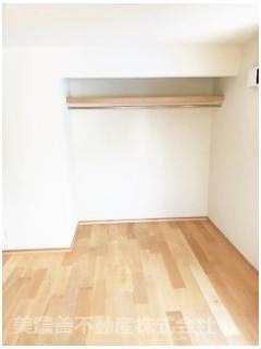 ５１１３０　メゾンドシャルドネ長良おぶさの収納