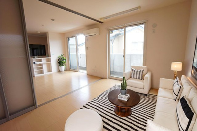 【居間・リビング】 | ガードナー百合ヶ丘 | ※CG画像のため家具はつきません