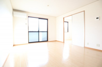 【居間・リビング】 | グランシャリオB(堀之内町)