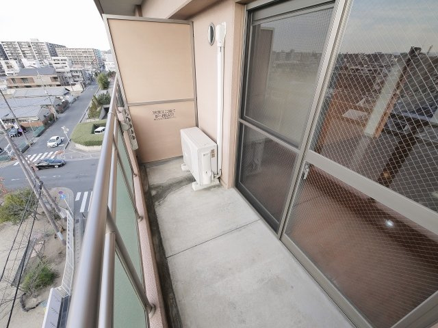 ドゥジェームならのバルコニー|落ち着いた時間を過ごせるバルコニーです