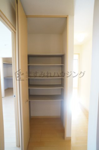 グリーンハイム伊丹の収納