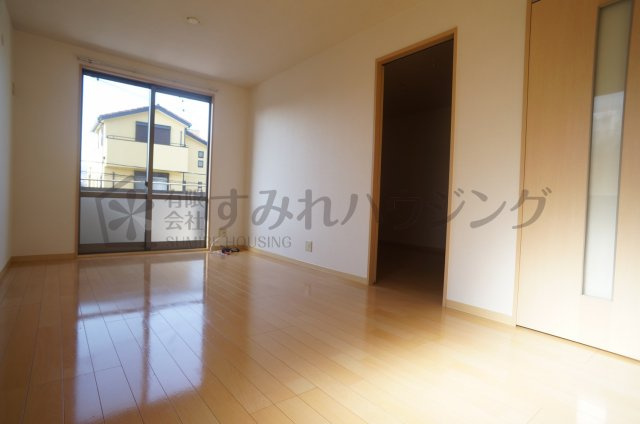 グリーンハイム伊丹の居間・リビング