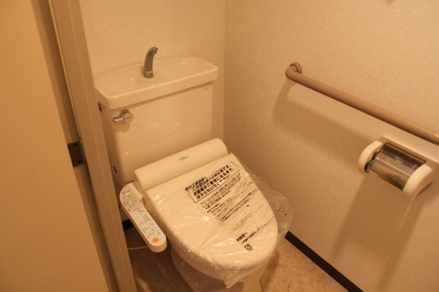 【トイレ】 | フローラル東葛西Ⅲ | 参考画像