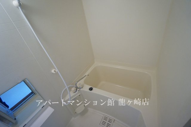 レジデンス河原井の浴室