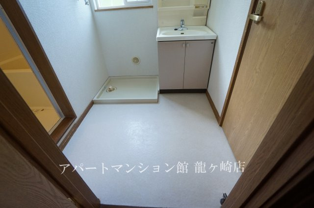 レジデンス河原井の洗面所