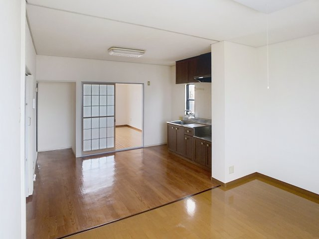 セジュール塩野Bの居間・リビング|おしゃれなリビングです