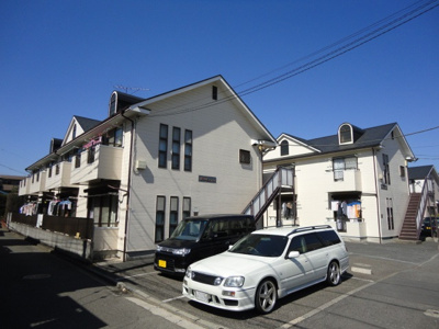 【駐車場】 | MOONコーポB棟 | いつでも目の届く敷地内に駐車場があります♪荷物がかさばりがちなお買物にも、敷地内駐車場があると便利ですよね☆