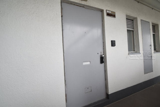 【その他共用部分】 | 共用部　廊下　玄関ドア