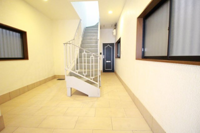 【その他共用部分】 | ヴィラ桜井 | 階段