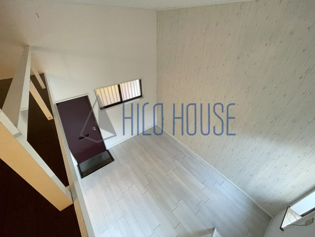 レザヴィの居間・リビング