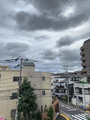 【展望】 | イーストポイントワタナベ | 道路横なので、圧迫感なし！