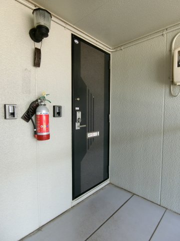 ミキカメディアマンション　A棟の玄関