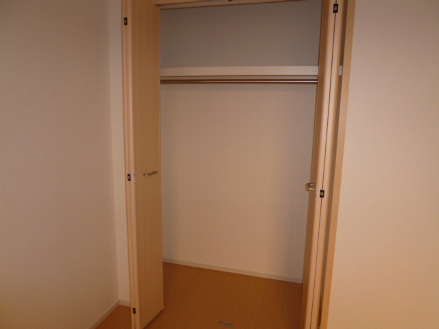 パレットＢの収納|クローゼット