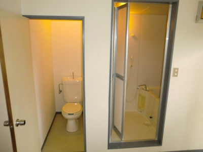 【トイレ】 | ビューラー・イノコシ