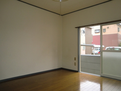 【洋室】 | ビューラー・イノコシ