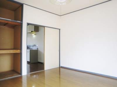 【洋室】 | ビューラー・イノコシ